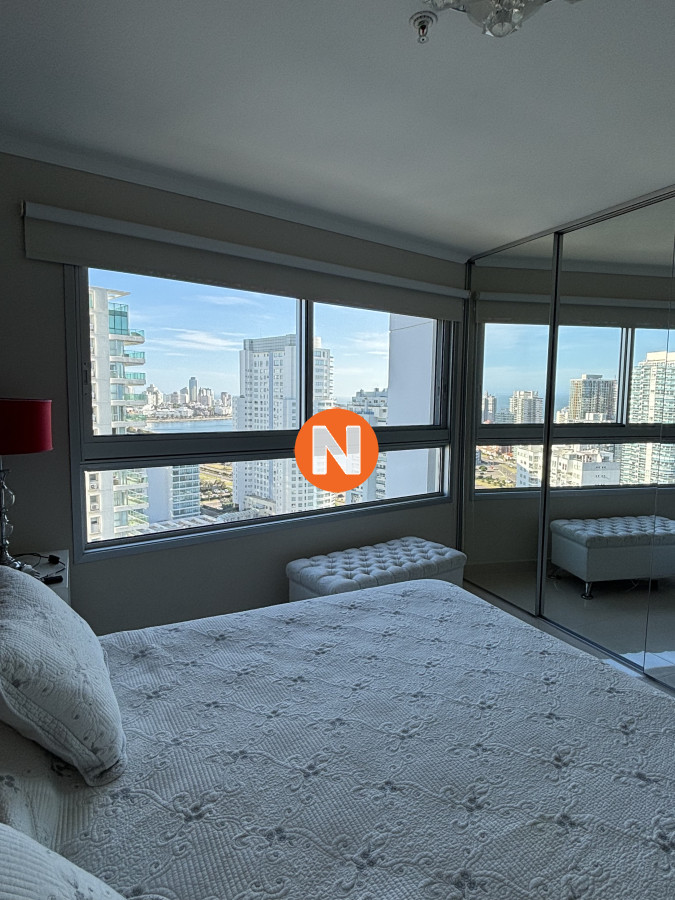 Apartamento Ref.224233 - APTO EN VENTA DE 2 DORMITORIOS EN PLAYA MANSA PUNTA DEL ESTE