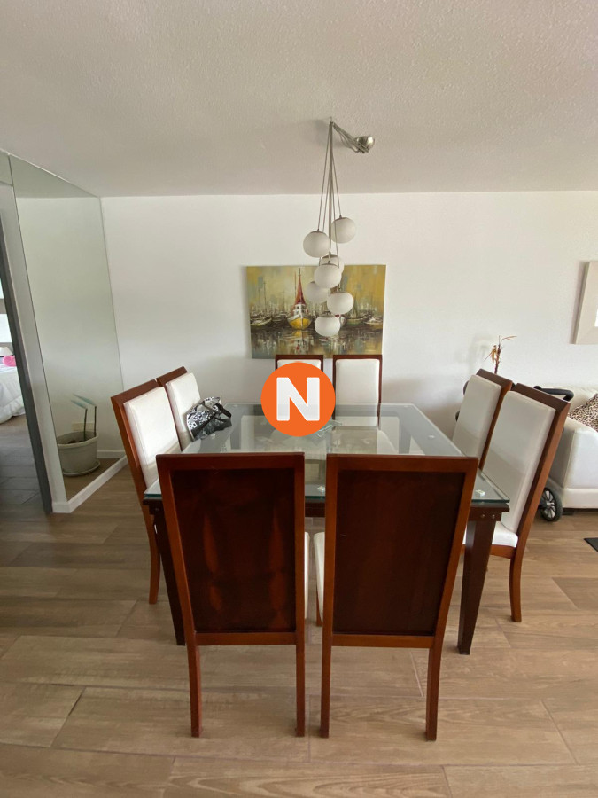 Apartamento Ref.220125 - Apartamento en Venta y Alquiler de 3 dormitorios en Punta del Este 