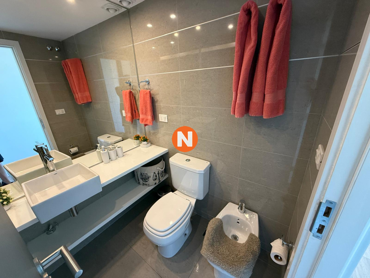 Apartamento Ref.223132 - Exclusivo Apartamento de 2 Dormitorios en Venta 