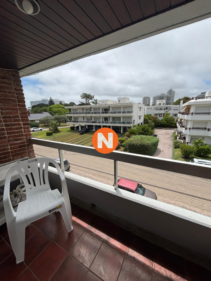 Apartamento Ref.223213 - Apartamento en Venta, 2 dormitorios 