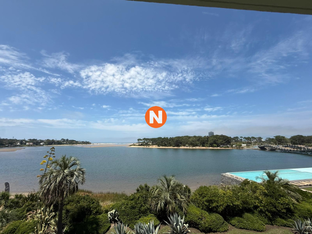 Apartamento Ref.6195 - Apartamento en Venta y Alquiler, La Barra, La Barra, 3 Dormitorios.