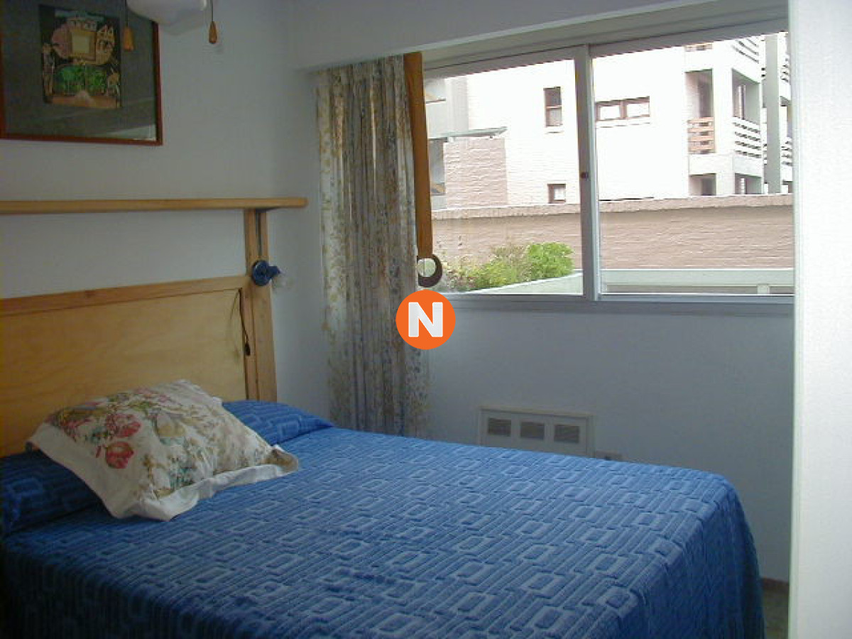 Apartamento Ref.203732 - Apartamento en Venta, Peninsula, Punta del Este, 1 Dormitorios.