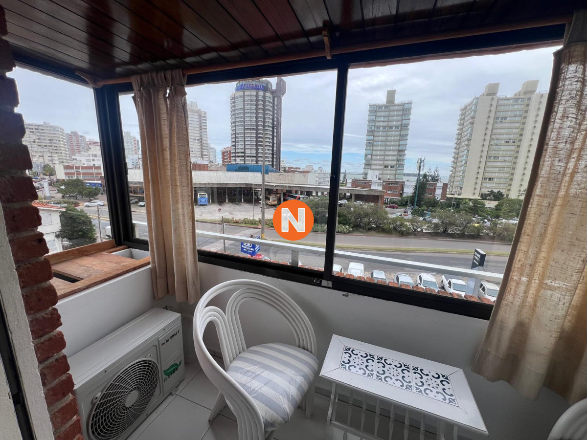 Apartamento Ref.214461 - Apartamento en Venta, 3 dormitorios