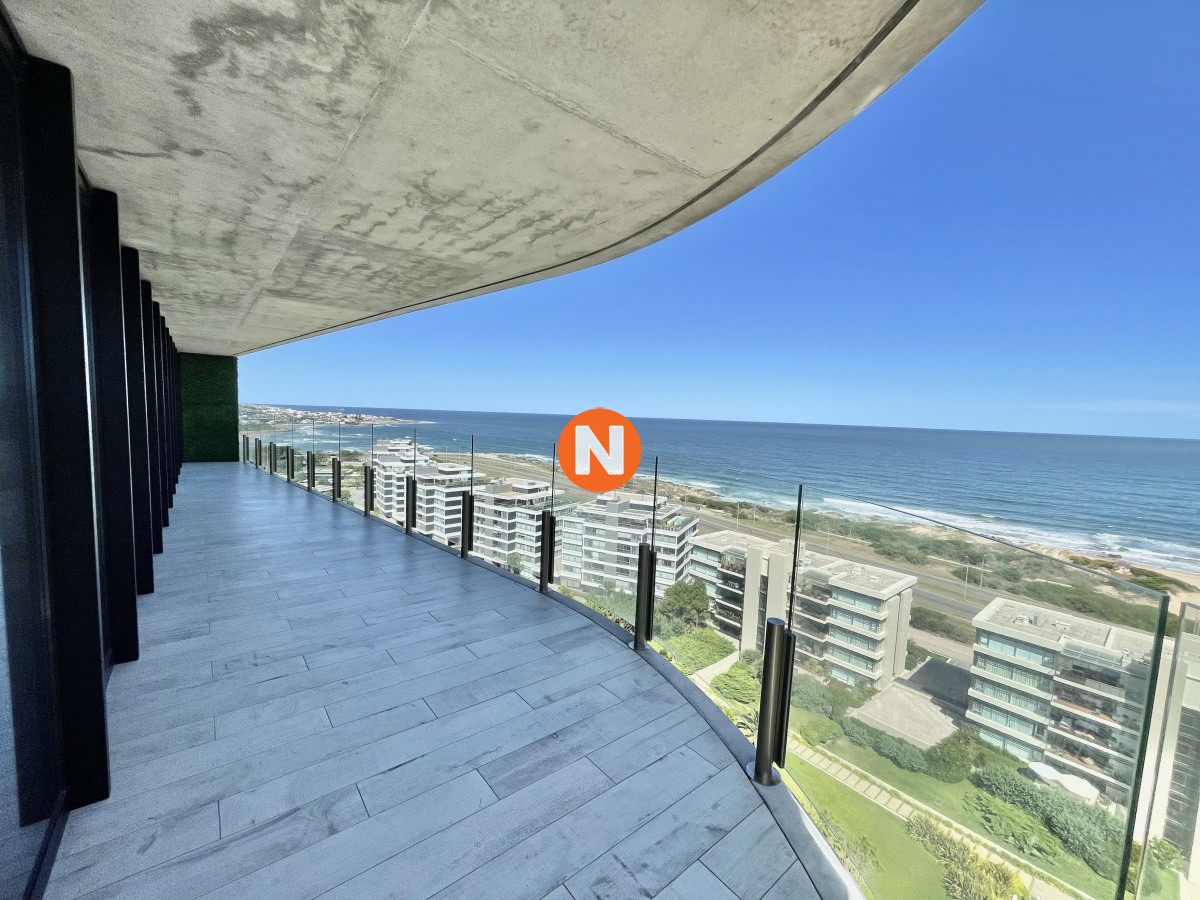 Apartamento Ref.220147 - VENTA DE APARTAMENTO DE 2 DORMITORIOS EN SUITE EN EDIFICIO SURFSIDE PUNTA DEL ESTE