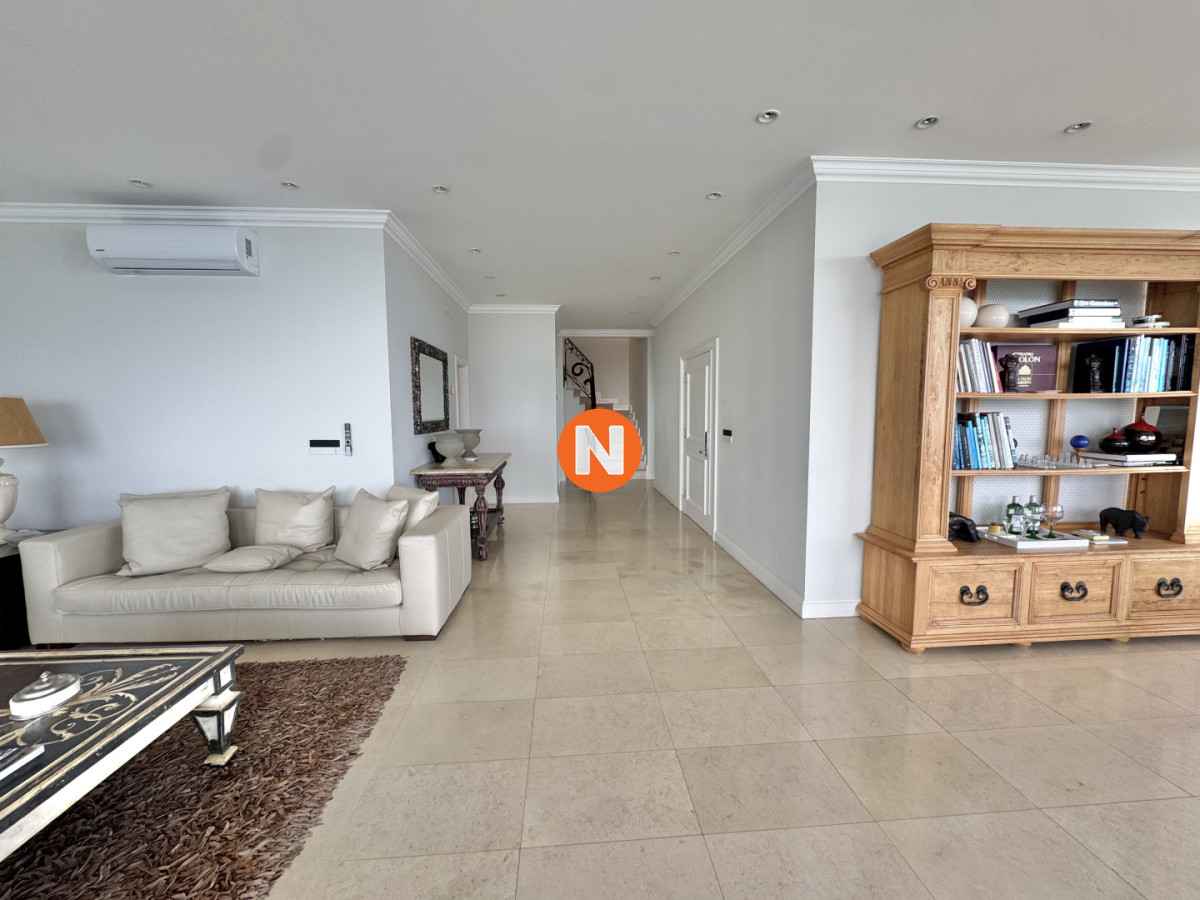 Apartamento Ref.225284 - ESPECTACULAR APARTAMENTO PENTHOUSE DUPLEX EN MILENIUM PUNTA DEL ESTE
