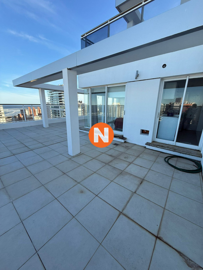 Apartamento Ref.223801 - Pent-house torre de categoría venta