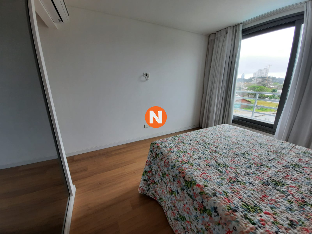 Apartamento Ref.200368 - Apartamento en Venta y Alquiler, Mansa, Punta del Este, 2 Dormitorios.