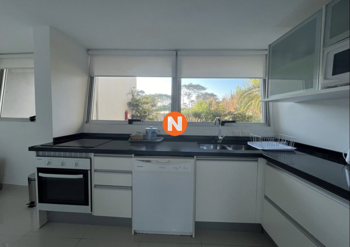 Apartamento Ref.225150 - Apartamento en Venta de 2 dormitorios Bikini