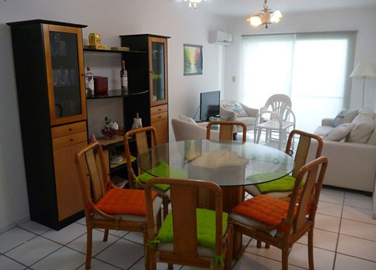 Apartamento de 2 dormitorios
