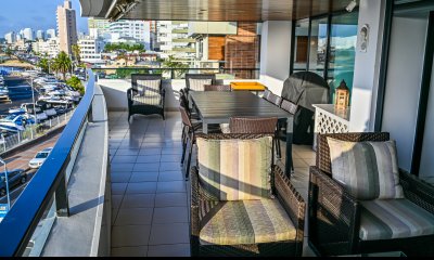Apartamento en Venta y Alquiler, Peninsula, Punta del Este, 3 Dormitorios.