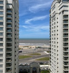 Apartamento en Venta y Alquiler, Brava, Punta del Este, 3 Dormitorios.