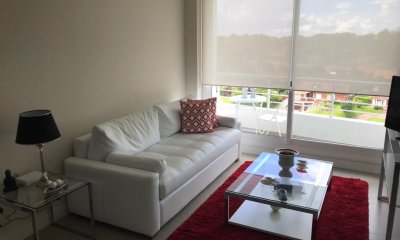 VENTA DE APARTAMENTO DE 2 DORMITORIOS EN TORRE GREEN LIFE PUNTA DEL ESTE