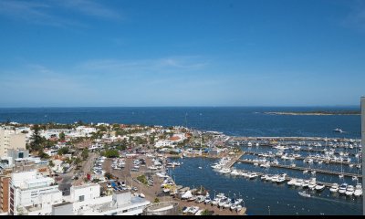 DEAPARTAMENTO EN VENTA ZONA PUERTO , TORRE DE CATEGORIA