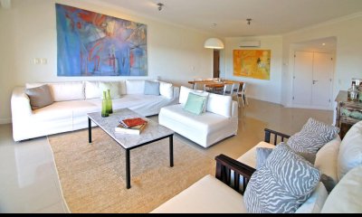 VENTA DE APARTAMENTO DE 3 DORMITORIOS EN VERAMANSA CON PARRILLERO PROPIO