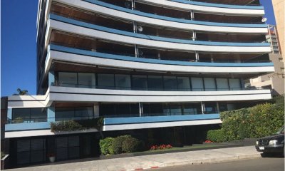 Apartamento en Venta, Peninsula, Punta del Este