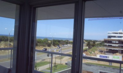 Apartamento en Venta y Alquiler, Brava, Punta del Este, 4 Dormitorios.