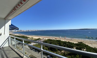 Venta apto 2 dormitorios 2 baños Punta del Este