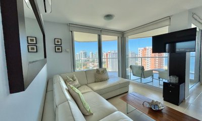 Apartamento en Alquiler, Mansa, Punta del Este, 3 Dormitorios.