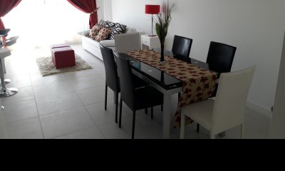 Apartamento en venta y alquiler, Punta del Este.