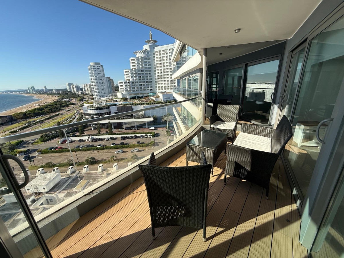 Venta de apartamento 4 ambientes - Peninsula, Punta del Este