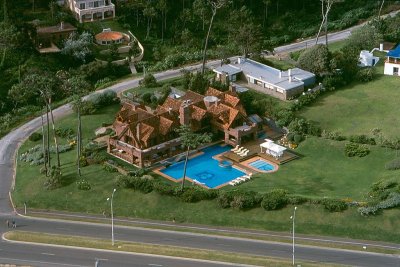 mansion en venta en  punta del este, frente al mar , 7 dormitorios. - nlv205807c
