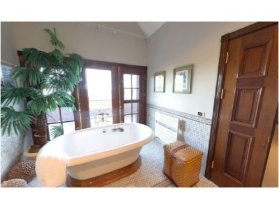 mansion en venta en  punta del este, frente al mar , 7 dormitorios. - nlv205807c