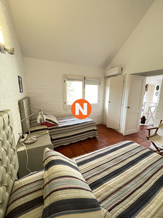 Casa Ref.205181 - Casa en Venta y Alquiler, La Barra, La Barra, 3 Dormitorios.