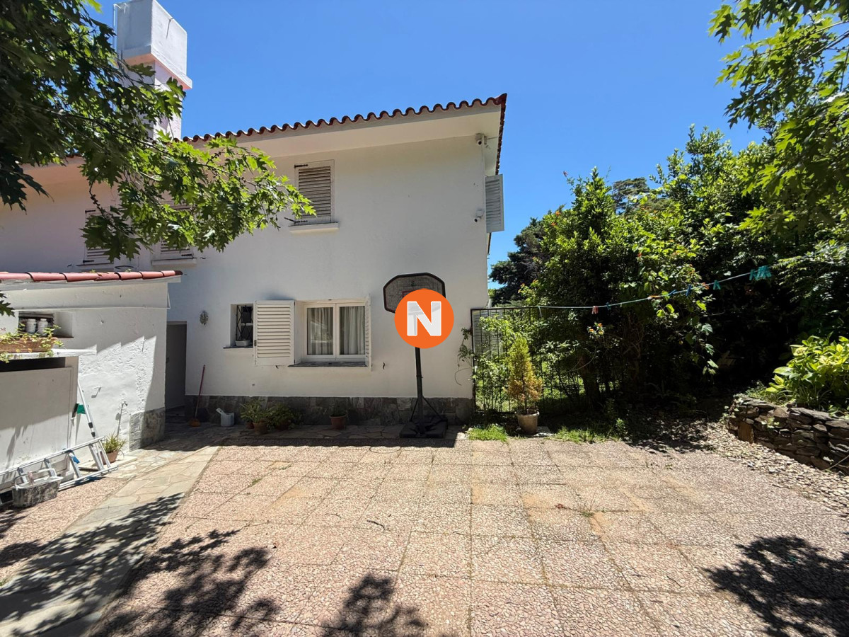 Casa Ref.223109 - Casa a una cuadra del mar en Venta