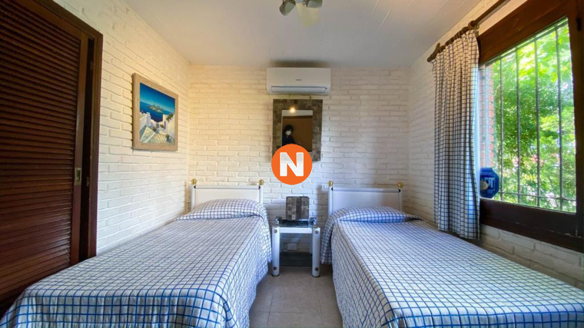 Casa Ref.206136 - Casa en Venta y Alquiler, Mansa, Punta del Este, 4 Dormitorios.