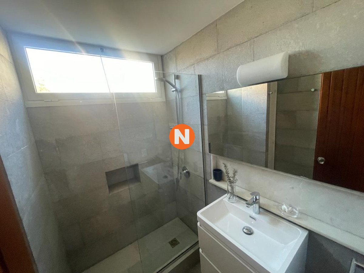 Casa Ref.220267 - Casa en alquiler en la Peninsula de Punta del Este 