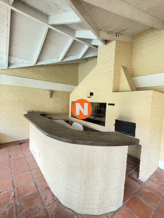 Casa Ref.205181 - Casa en Venta y Alquiler, La Barra, La Barra, 3 Dormitorios.