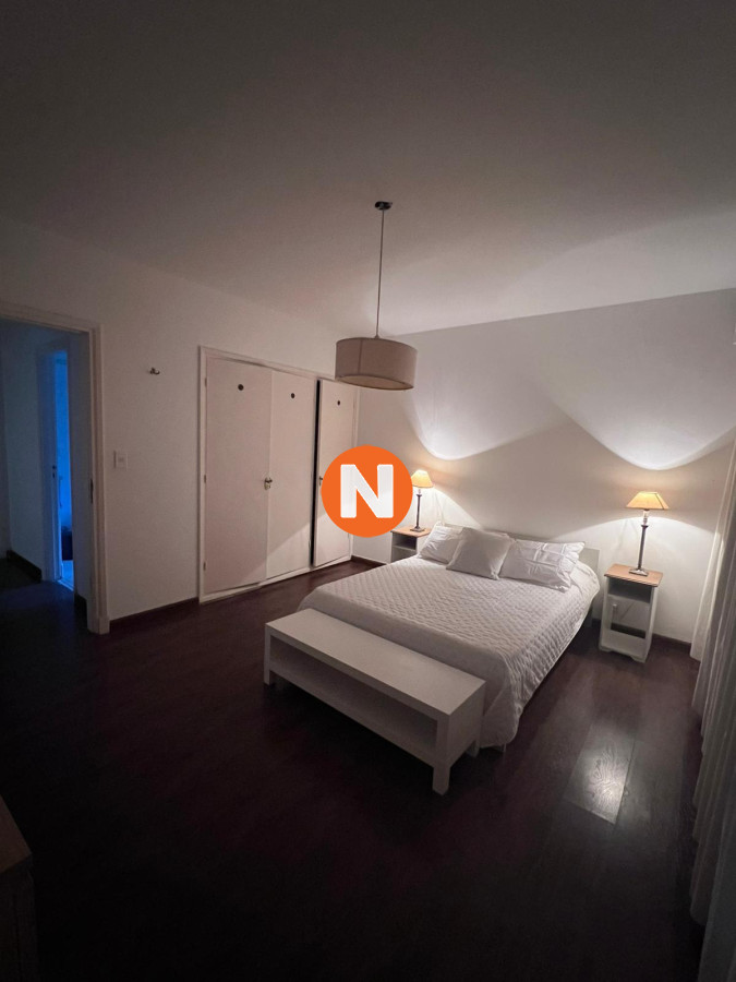 Casa Ref.221592 - Chalet en Venta - Estupendo para vivienda de todo el año