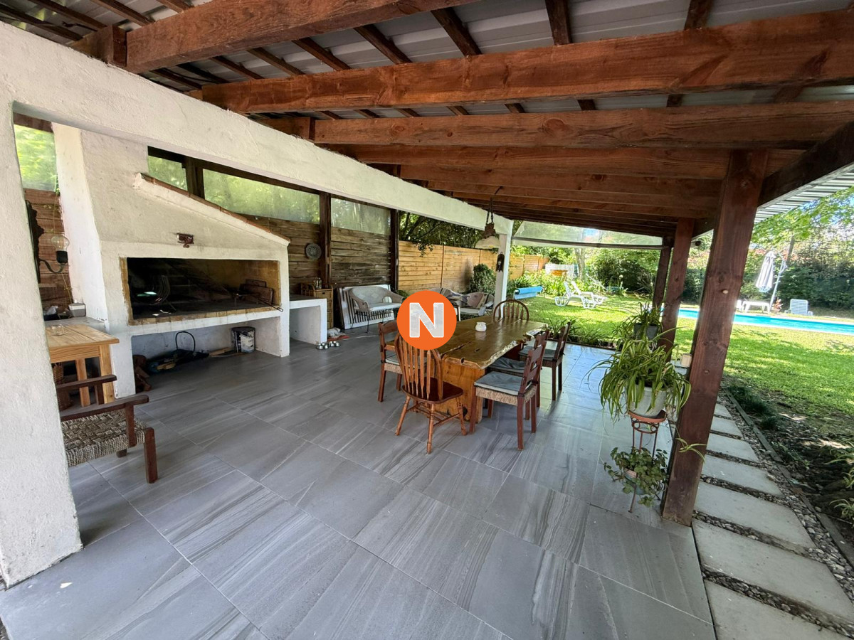 Casa Ref.223109 - Casa a una cuadra del mar en Venta