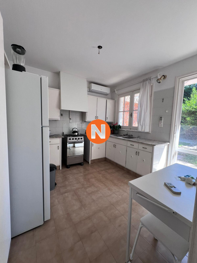 Casa Ref.221592 - Chalet en Venta - Estupendo para vivienda de todo el año