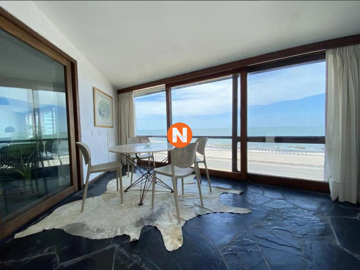 Casa Ref.220126 - Casa a la venta de 6 dormitorios, 7 ambientes en Punta del Este 
