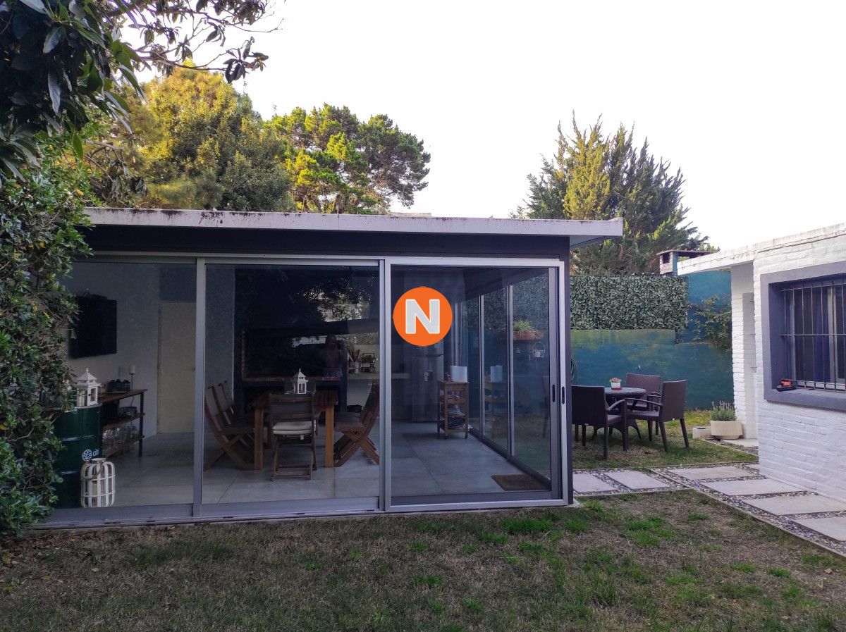 Casa Ref.206143 - Casa en Venta y Alquiler, Aidy Grill, Punta del Este, 4 Dormitorios.