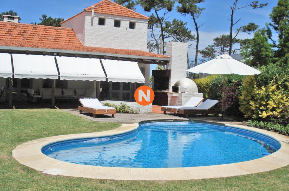 Casa Ref.214552 - Hermosa casa en una  zona privilegiada venta y alquiler temporada