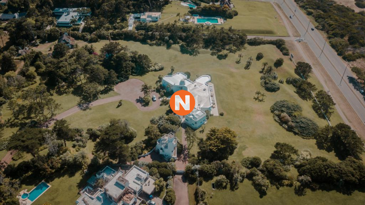 Casa Ref.205811 - VENTA DE CASA DE 5 DORMITORIOS EN PRIMERA LINEA EN BRAVA PUNTA DEL ESTE 