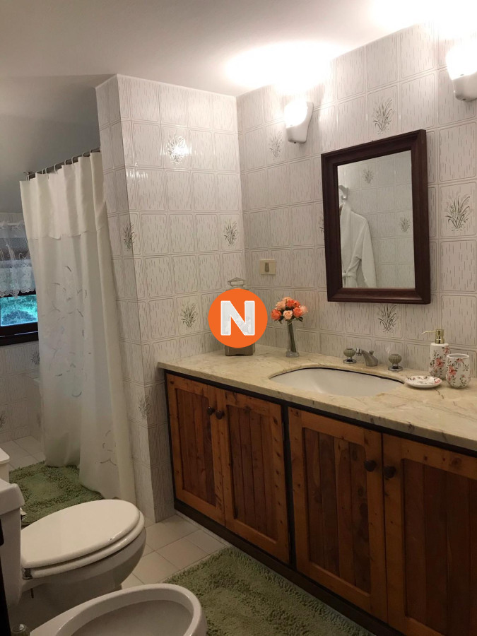 Casa Ref.205120 - Casa en Venta, Golf, Punta del Este, 4 Dormitorios.