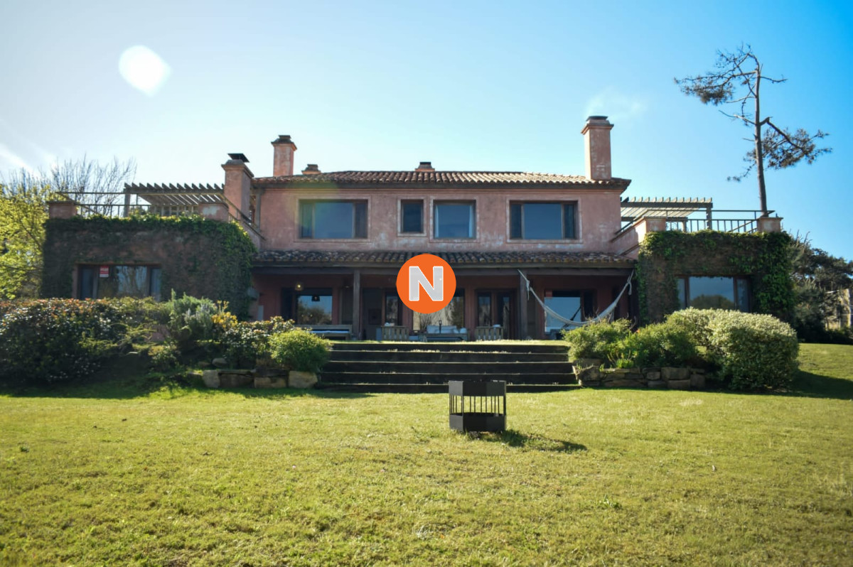Casa Ref.219433 - Casa en Montoya de 5 dormitorios