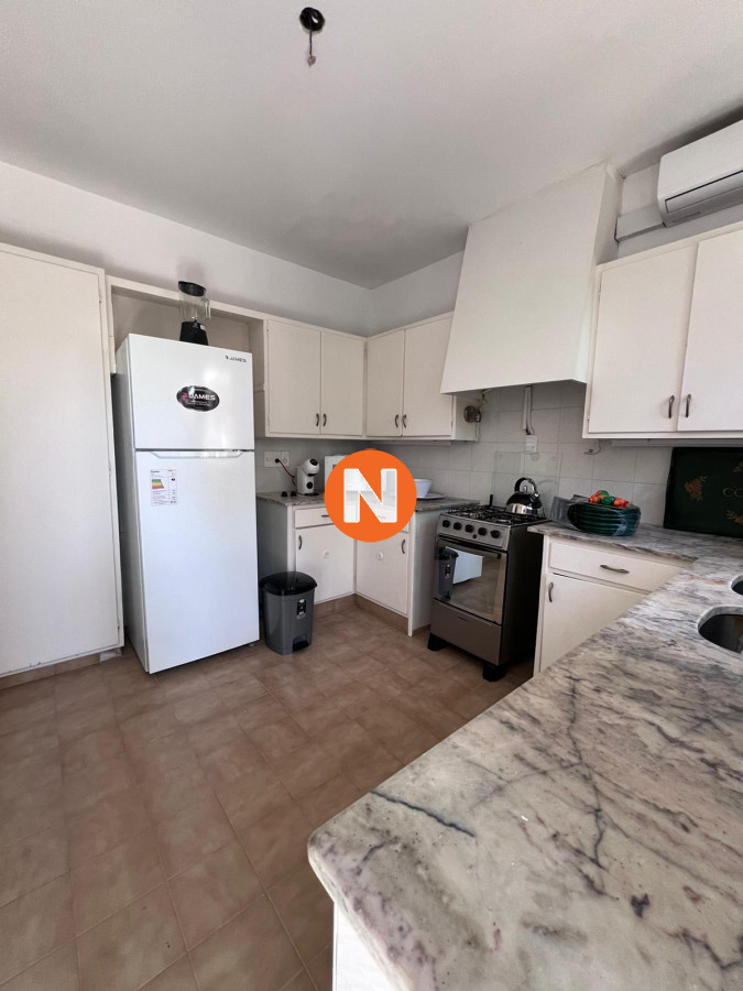 Casa Ref.221592 - Chalet en Venta - Estupendo para vivienda de todo el año