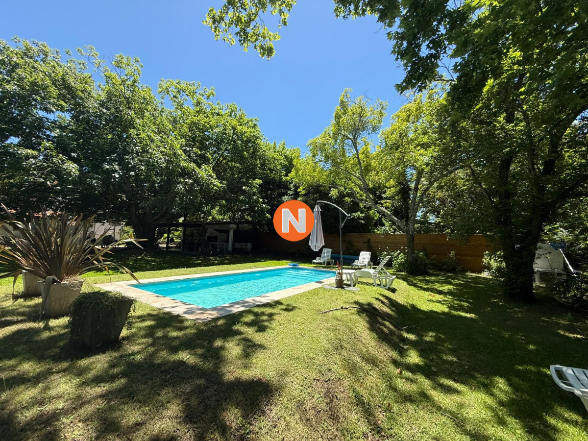 Casa Ref.223109 - Casa a una cuadra del mar en Venta