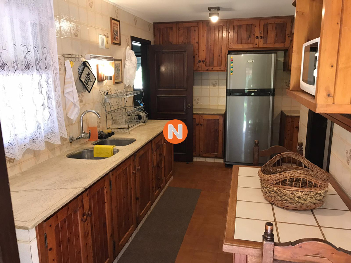 Casa Ref.205120 - Casa en Venta, Golf, Punta del Este, 4 Dormitorios.