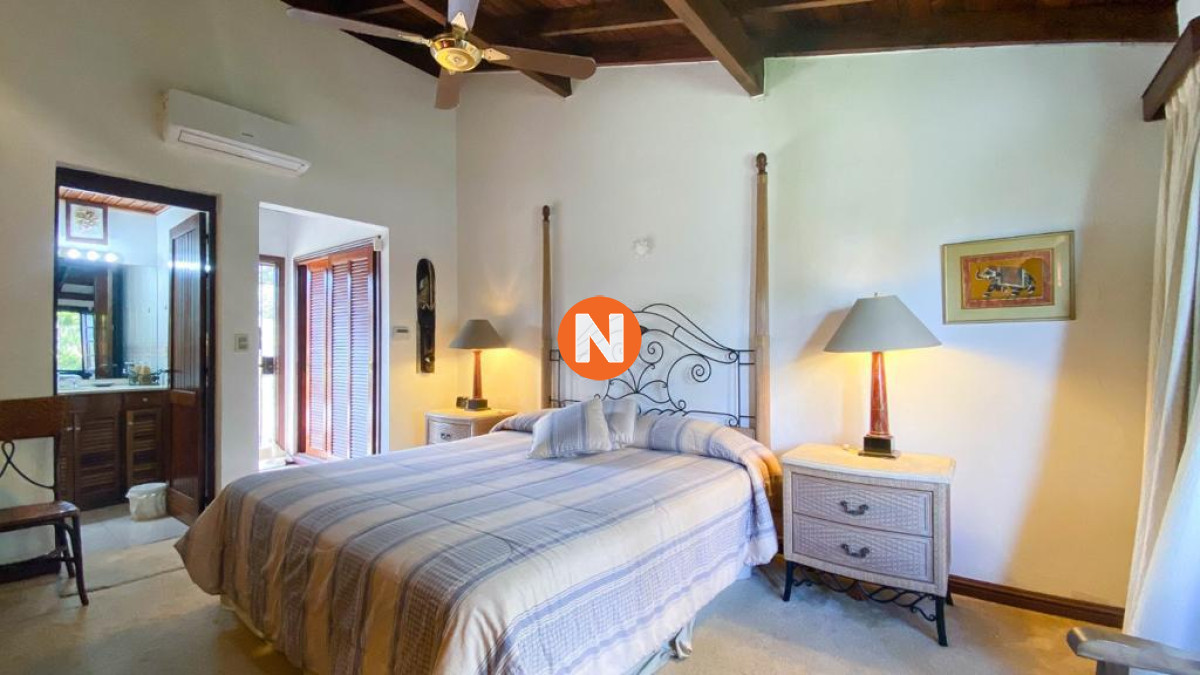 Casa Ref.206136 - Casa en Venta y Alquiler, Mansa, Punta del Este, 4 Dormitorios.