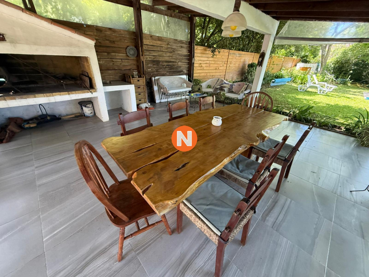 Casa Ref.223109 - Casa a una cuadra del mar en Venta