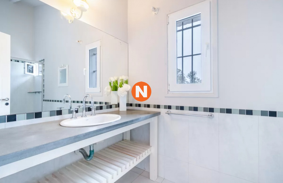 Casa Ref.219673 - Casa en Venta en la Brava de 5 dormitorios