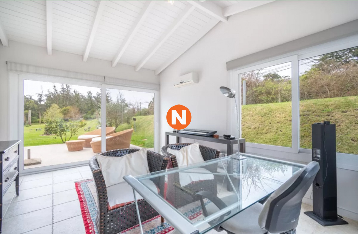 Casa Ref.219673 - Casa en Venta en la Brava de 5 dormitorios