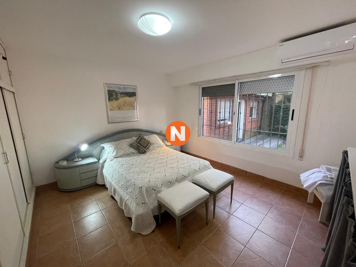 Casa Ref.208035 - Casa en Venta y Alquiler, Mansa, Punta del Este, 4 Dormitorios.