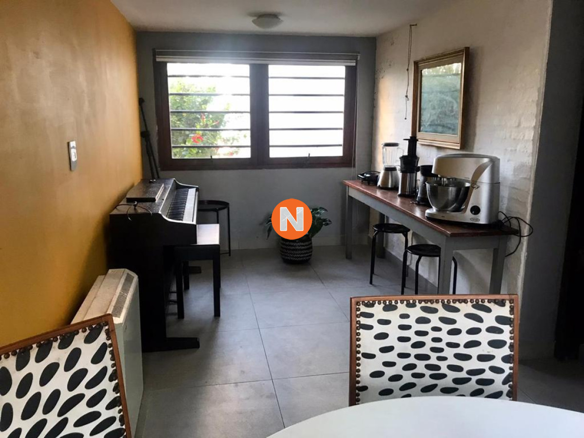 Casa Ref.220126 - Casa a la venta de 6 dormitorios, 7 ambientes en Punta del Este 
