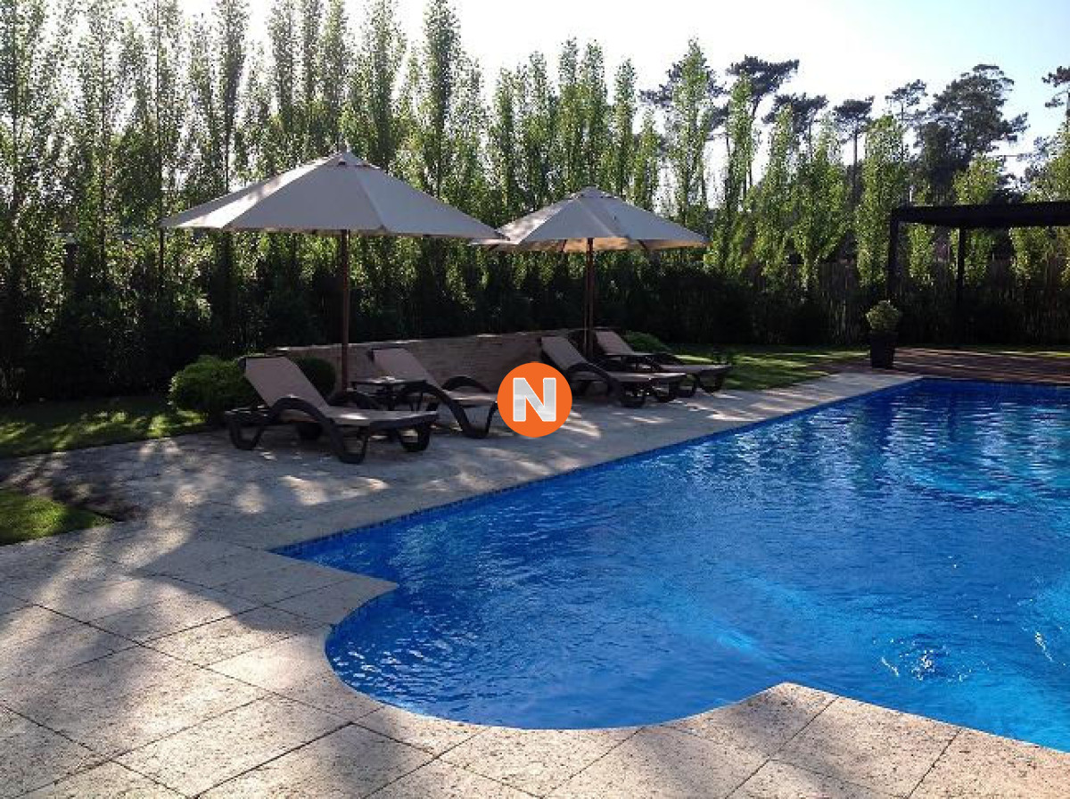 Casa Ref.209043 - Espectacular Casa venta y alquiler de temporada